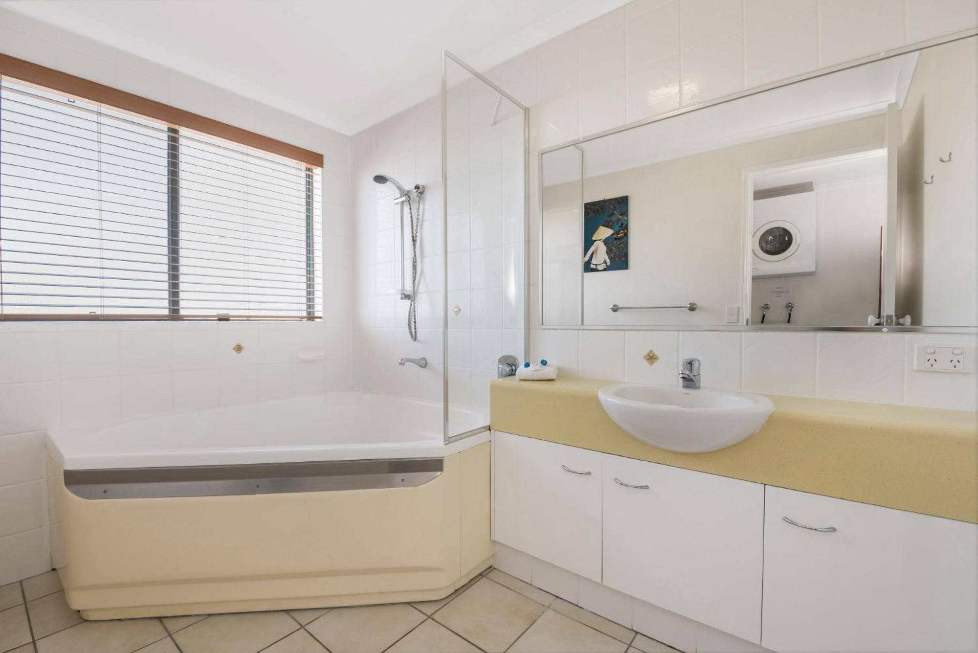ماروتشيدور Sunshine Towers Boutique Apartments المظهر الخارجي الصورة