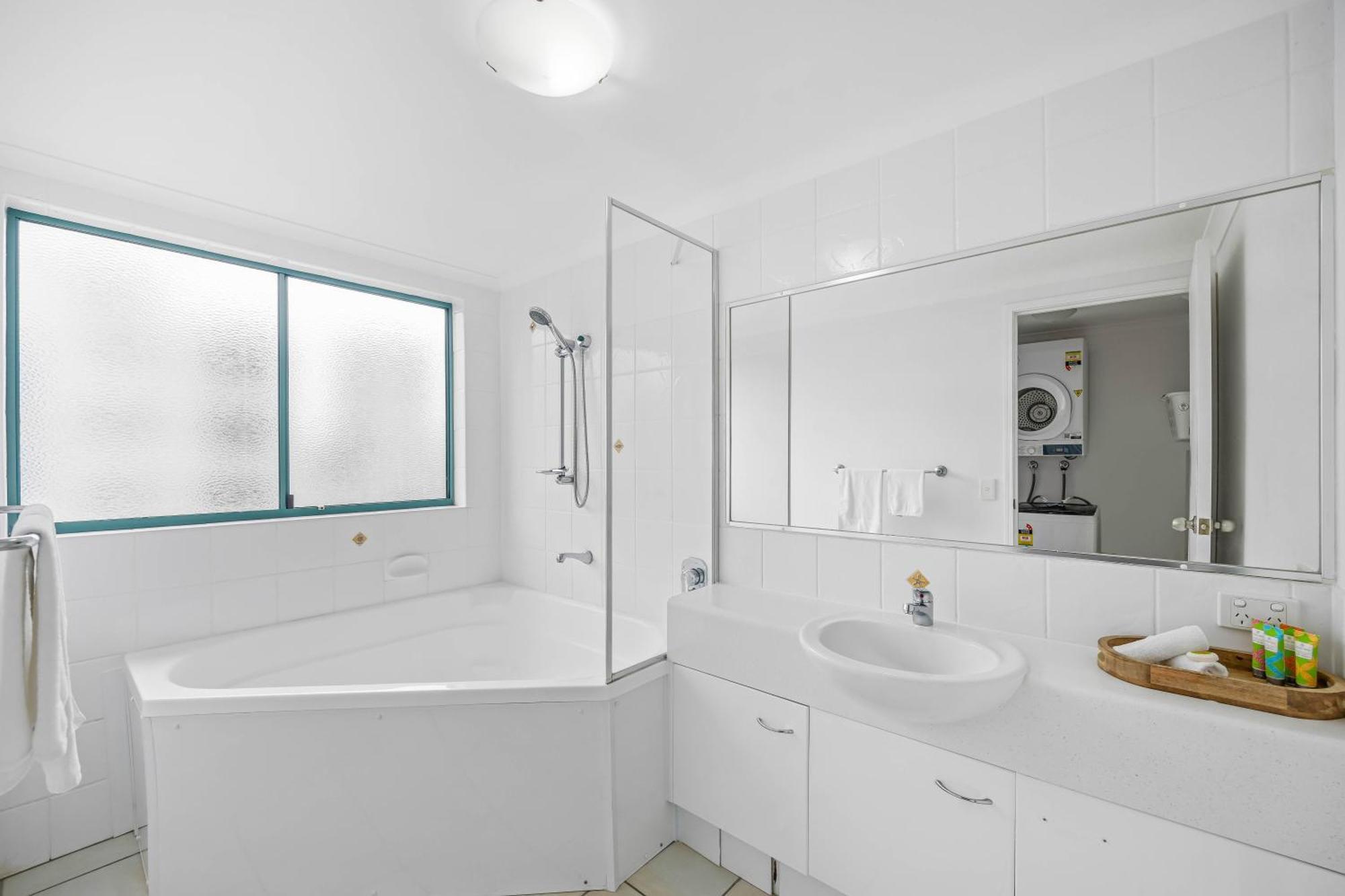 ماروتشيدور Sunshine Towers Boutique Apartments المظهر الخارجي الصورة