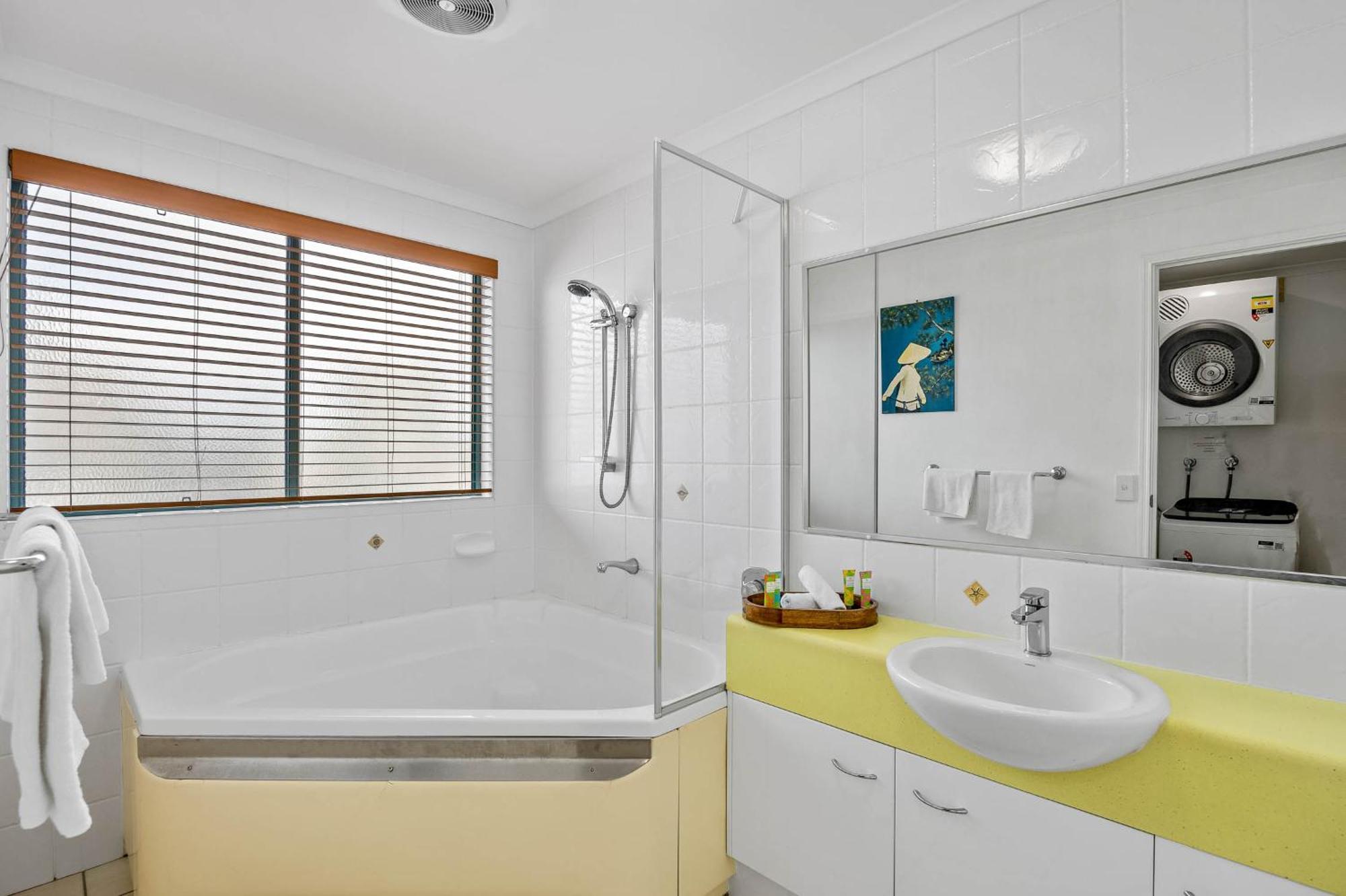 ماروتشيدور Sunshine Towers Boutique Apartments المظهر الخارجي الصورة